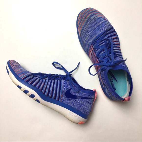 Nike Shoes - Nike • size 8 • Free Transform Flyknit Shoe